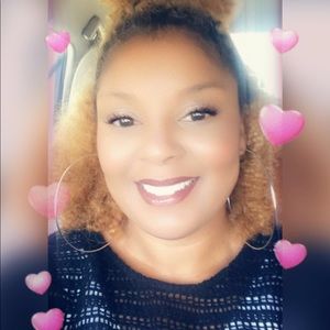 Meet your Posher, Aundra